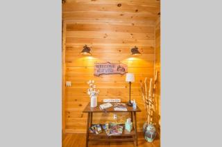 Christmas Lodge-Secluded near Downtown Blue Ridge - Blue Ridge - 4