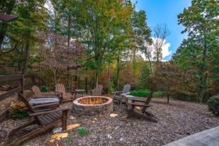 Christmas Lodge-Secluded near Downtown Blue Ridge - Blue Ridge - 9