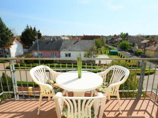 Apartment Amarillo 3-3 by Interhome - Balatonkeresztúr - 8