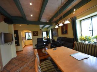 Holiday Home Kapitänshaus by Interhome - Groß Zicker - 2