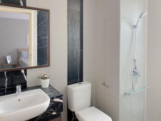 The Landmark - Merveilles MOGERCS - George Town - 2