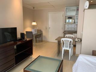 Residencial com serviços 45 metros decorado com sala, suíte, cozinha quadra da praia de copacabana - Río de Janeiro - 4