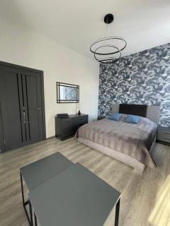 Stylish Apartment - Lviv - 8