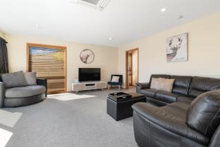 Southern Belle - Cromwell Holiday Home - 8