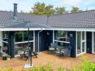 6 person holiday home in Hals - Hals - 8