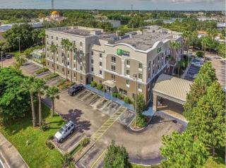 Holiday Inn Express Hotel & Suites Clearwater US 19 North by IHG - Clearwater - 3