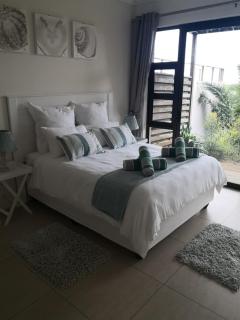 Blissful Beachfront Apartment - 11 Sovereign sands - KwaDukuza - 9