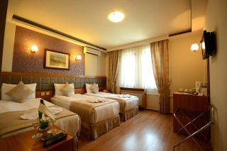 Anzac Hotel - 6