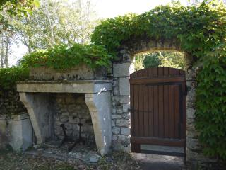 Traditional Charentais cottage in countryside 25 minutes from Royan - Balanzac - 9