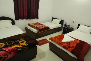 Gaurav guest house - Bodh Gaya - 9
