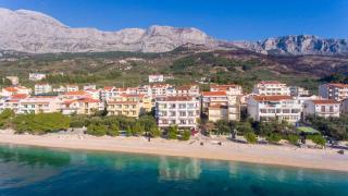 Apartments Marijan - Beachfront - 0