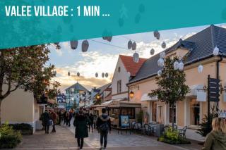 Disneyland House - Terrace - Sunny - Parking - 9