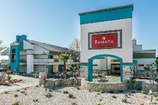 Ramada by Wyndham El Paso - 4