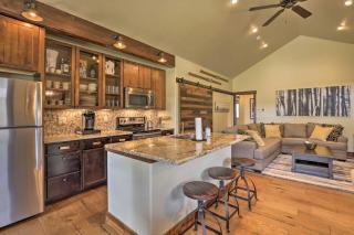 Walk to Main St and Marina Grand Lake Cabin! - 4