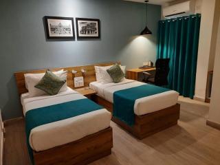 Regenta INN Grand Koramangala by Royal Orchid Hotels - 4