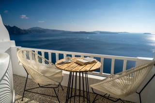 Delfini Villas - Oia - 9