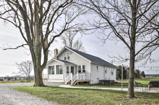 Farm-Style Ste Genevieve Retreat with Fire Pit! - Avon - 9