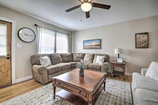 Farm-Style Ste Genevieve Retreat with Fire Pit! - Avon - 7