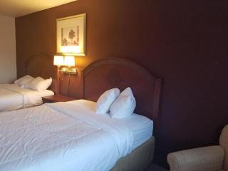 Red Apple Inn - 4