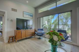 Pelican Gardens Villa - 2