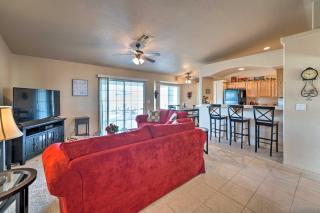 Lake Havasu Home with Fire Pit and Grill, 4 Mi to Lake - Lake Havasu City - 5