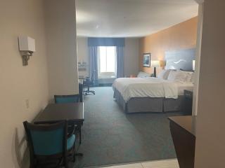 Holiday Inn Express Hotel and Suites Fort Stockton by IHG - Fort Stockton - 2