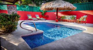 Big private home with pool in Surfside - a short walk from the beach - 7