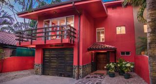 Big private home with pool in Surfside - a short walk from the beach - Playa Flamingo - 1