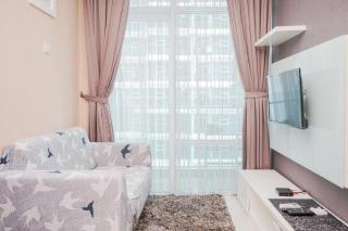 Great Choice 1BR at Brooklyn Alam Sutera Apartment By Travelio - Dongkal Dua - 7