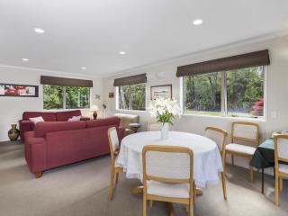 Te Miro Cottage - Lake Tarawera Cottage - 5