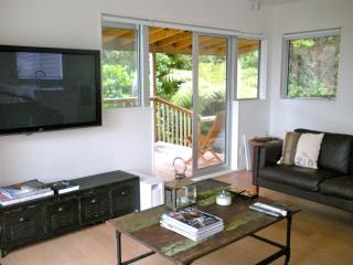 Tiromoana - Mathesons Bay Holiday Home - 3