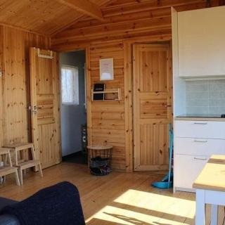 Guesthouse Didi - Flagbjarnarholt - 1