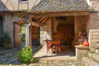La cour pavée - 7