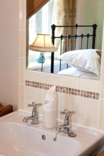 The Edwardene - Keswick - 9