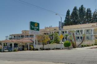 Vagabond Inn San Pedro - 1