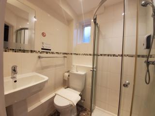 Sleeplicity London Heathrow - Feltham - 4