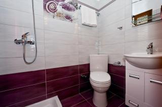 Oasis Deluxe Apartments - 7