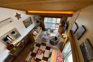 Best creek view and mountain view in town. Unbeatable location - Vail - 9