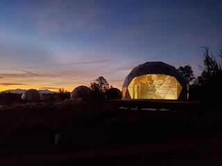 Clear Sky Resorts - Grand Canyon - Unique Sky Domes - Valle - 0