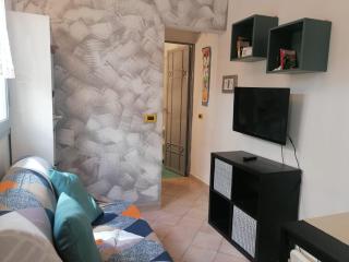 La Casina Giramondo di Ele - Viareggio - 8
