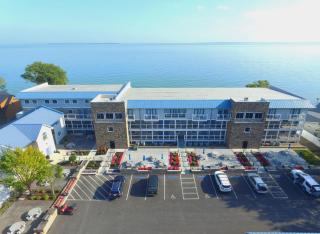 Put-in-Bay Waterfront Condo #110 - Put-in-Bay - 4