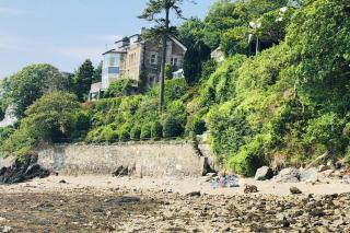 Anglesey Beach House - 9