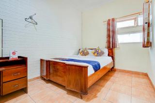 Radio Backpacker Guesthouse Syariah - 8
