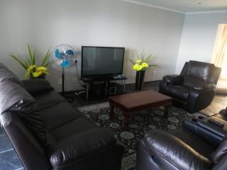 Seaside Retreat- Main House - 4