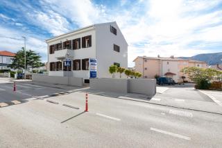 Apartments Crneković III - Baška - 9