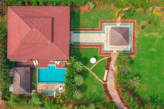 Umber Villa by StayVista - 5BHK Luxurious Villa with a Pvt Pool & Lawn - 8