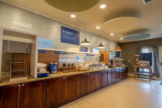 Holiday Inn Express Hotel & Suites Pittsburgh Airport by IHG - Robinson Township - 5