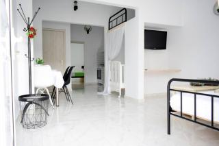 Filia's Family Apartment - Archangelos - 8