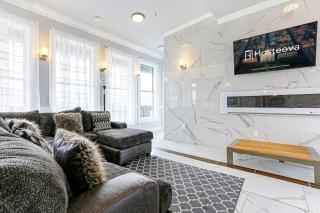 5BR Penthouse with Amenities Near FQ - 8