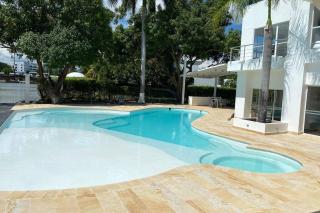 Espectacular Casa Condominio Lagos del Peñón Girardot-Colombia - Girardot - 4